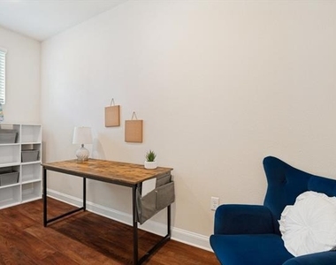 153 Enterprise Drive - Photo Thumbnail 25