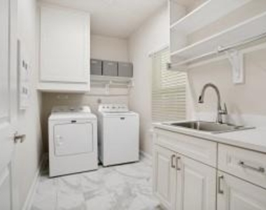 153 Enterprise Drive - Photo Thumbnail 18