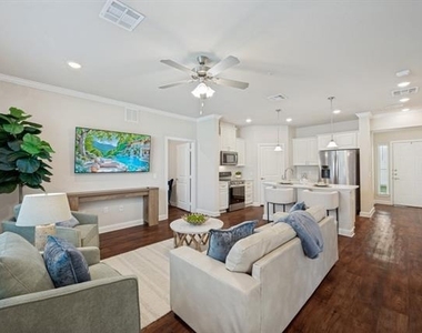 153 Enterprise Drive - Photo Thumbnail 13