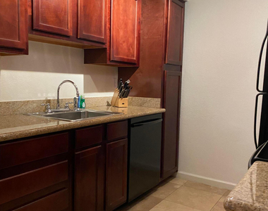 3500 N Hayden Road - Photo Thumbnail 1