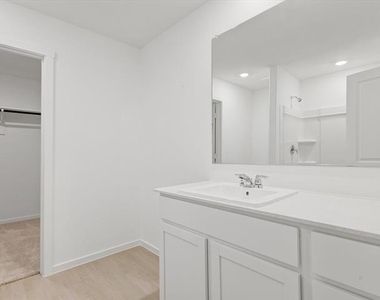 1621 Baugh Street - Photo Thumbnail 11