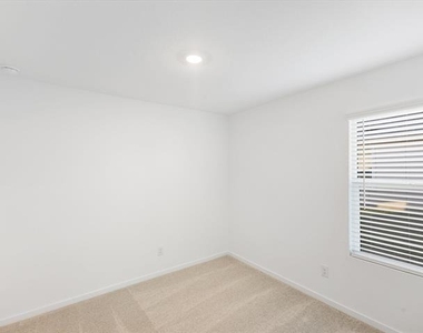 1621 Baugh Street - Photo Thumbnail 14