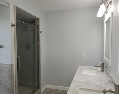 2697 Poplar Drive - Photo Thumbnail 12