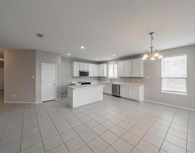 2404 Bermont Red Lane - Photo Thumbnail 2
