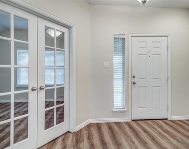 2100 Willow Creek Drive - Photo Thumbnail 3