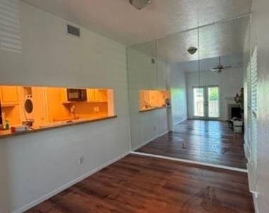 8601 Park Lane - Photo Thumbnail 8
