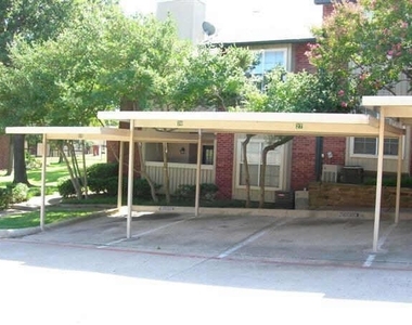 8601 Park Lane - Photo Thumbnail 2