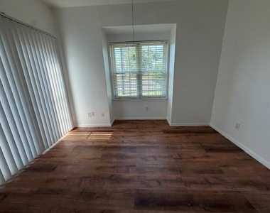 8601 Park Lane - Photo Thumbnail 13