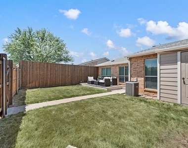 2010 Cottage Oak Lane - Photo Thumbnail 14
