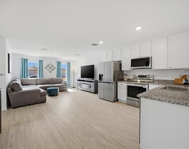 236 Jethro Lane - Photo Thumbnail 9