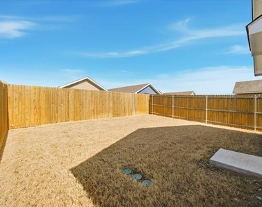 236 Jethro Lane - Photo Thumbnail 18