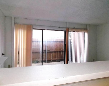7152 Fair Oaks Avenue - Photo Thumbnail 5
