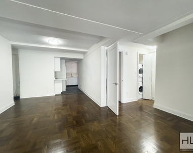 East 38 Street - Photo Thumbnail 6