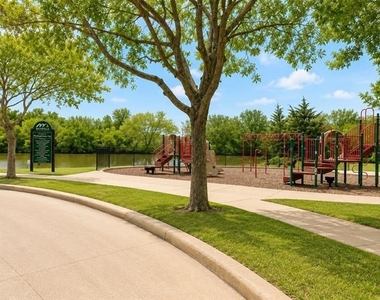 1512 Piedmont Drive - Photo Thumbnail 14