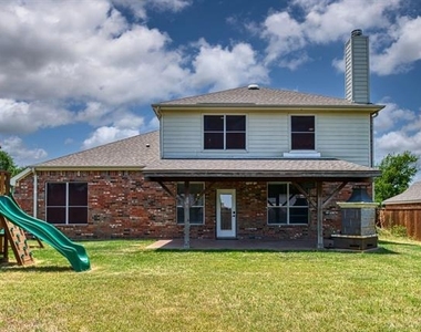 404 Tarpan Trail - Photo Thumbnail 34