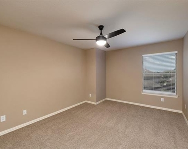 404 Tarpan Trail - Photo Thumbnail 23