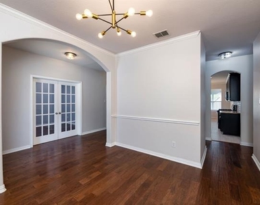 404 Tarpan Trail - Photo Thumbnail 3