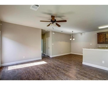 428 Canvas Court - Photo Thumbnail 5