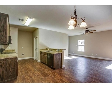 428 Canvas Court - Photo Thumbnail 1
