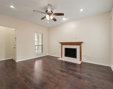 8600 Coppertowne Lane - Photo Thumbnail 5