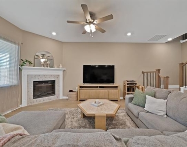 2004 Sandpiper Way - Photo Thumbnail 16