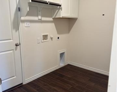 2918 Jasper Trail - Photo Thumbnail 16