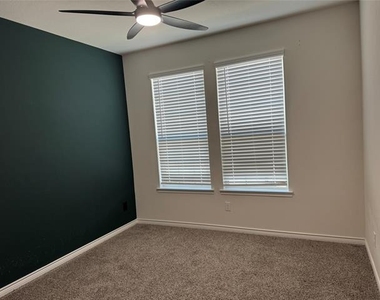 2918 Jasper Trail - Photo Thumbnail 6