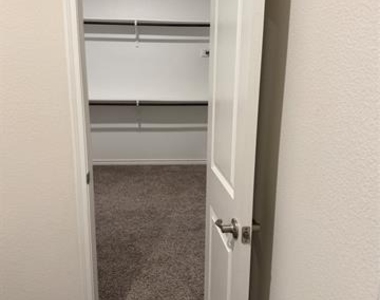 2918 Jasper Trail - Photo Thumbnail 18