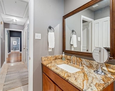 2413 Taylor Street - Photo Thumbnail 17