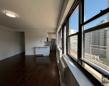 East 69 Street - Photo Thumbnail 2