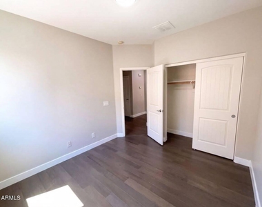 4648 Twinleaf Drive, Street - Photo Thumbnail 12