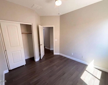 4648 Twinleaf Drive, Street - Photo Thumbnail 9