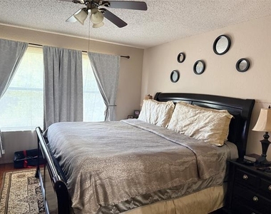 3824 Dalston Lane - Photo Thumbnail 8
