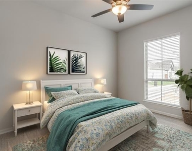 10418 Palmera Street - Photo Thumbnail 3