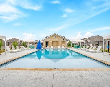 10418 Palmera Street - Photo Thumbnail 16