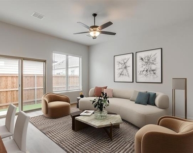 10418 Palmera Street - Photo Thumbnail 1