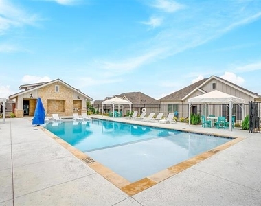 10418 Palmera Street - Photo Thumbnail 18