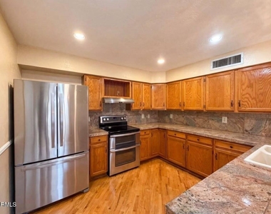 12346 S Shoshoni Drive, Drive - Photo Thumbnail 2