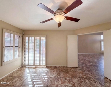 12346 S Shoshoni Drive, Drive - Photo Thumbnail 4