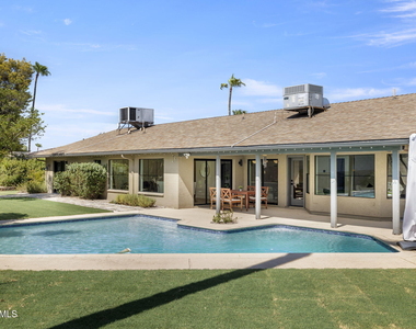 2601 E Sahuaro Drive - Photo Thumbnail 21