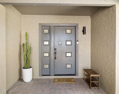 2601 E Sahuaro Drive - Photo Thumbnail 2