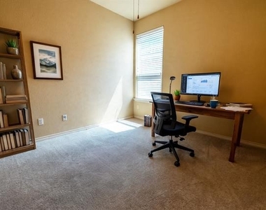 4333 Summersweet Lane - Photo Thumbnail 24