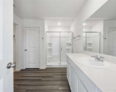 14200 Donahue Street - Photo Thumbnail 14