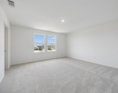 14200 Donahue Street - Photo Thumbnail 12