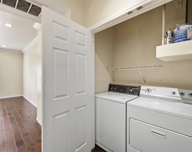 3102 Kings Road - Photo Thumbnail 8
