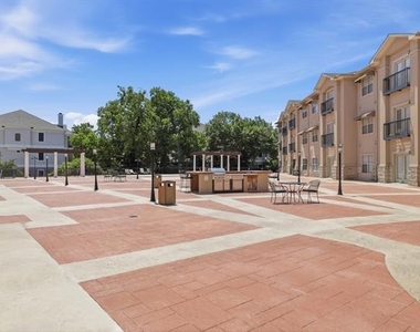 3102 Kings Road - Photo Thumbnail 29