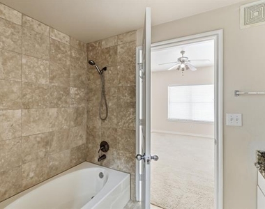 3102 Kings Road - Photo Thumbnail 21