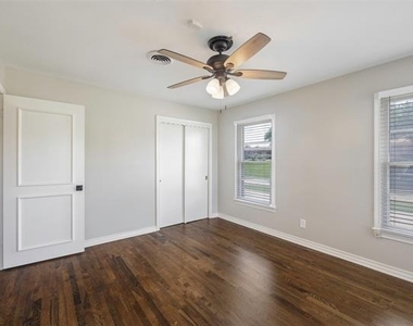 2323 Sutter Street - Photo Thumbnail 21