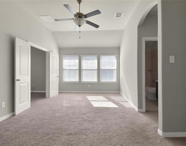 16217 White Rock Boulevard - Photo Thumbnail 14