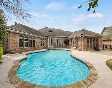 1201 Findlay Drive - Photo Thumbnail 23
